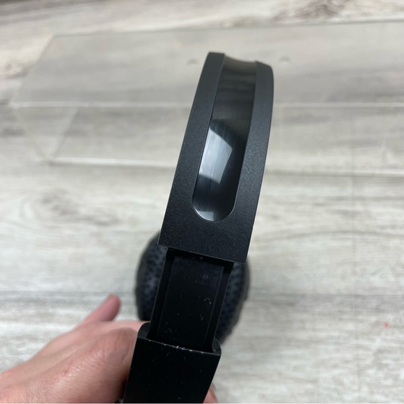 Skullcandy Wireless Bluetooth Headphone Over Ears Black - Picture 4 of 10